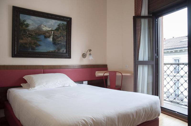 Superior Single Room image 1