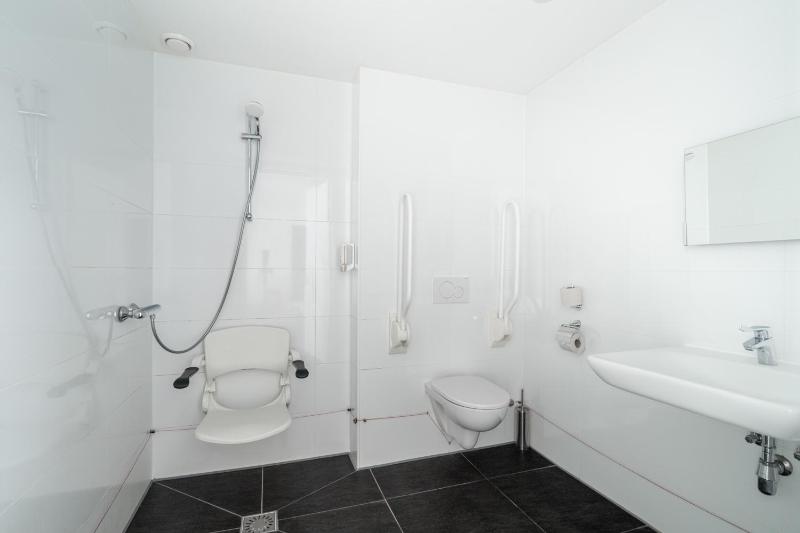 Quadruple Room - Disability Access image 3