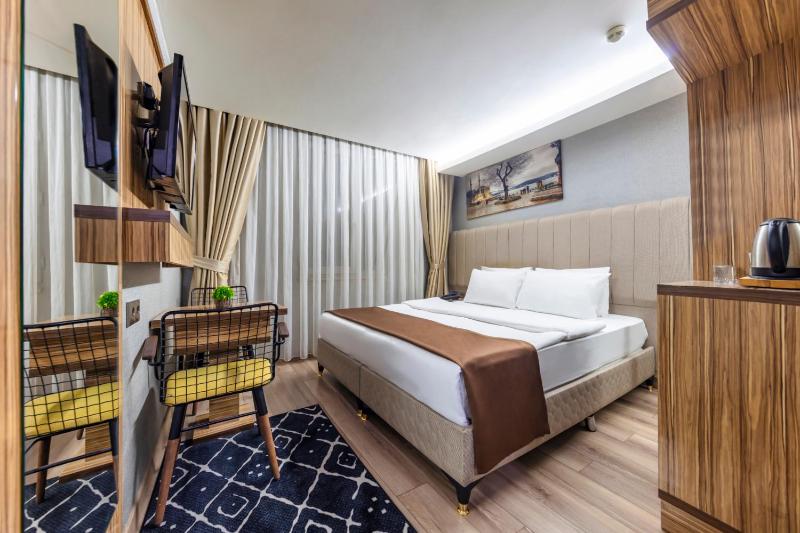 Deluxe Single Room image 1