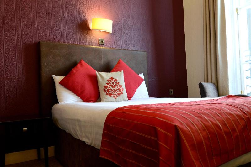 Standard Double Room image 4