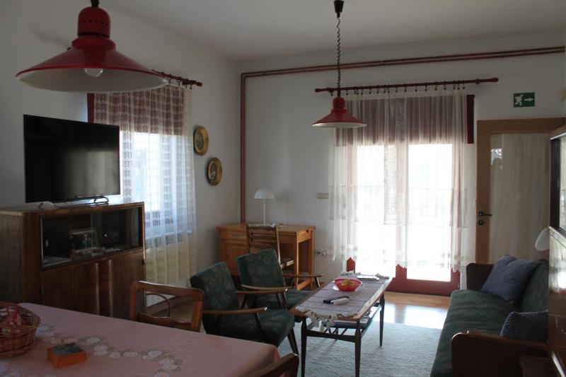 Two-Bedroom Villa image 2