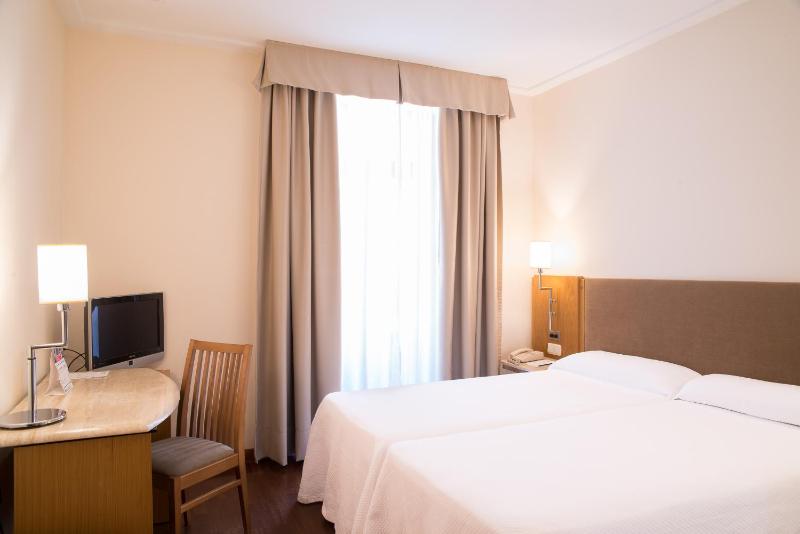Superior Double Room image 1