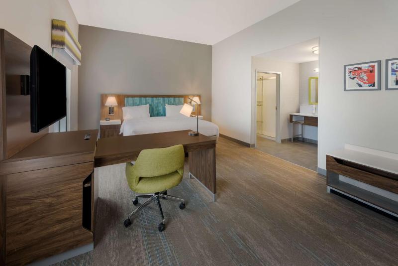 King Studio Suite - Non-Smoking image 3