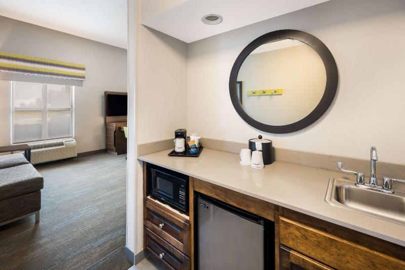 King Studio Suite - Non-Smoking image 3