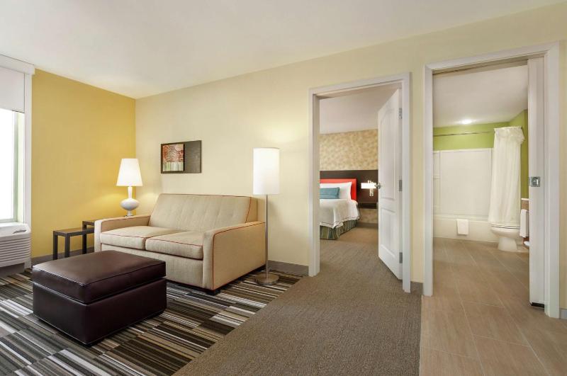 One-Bedroom King Suite - Non-Smoking image 1