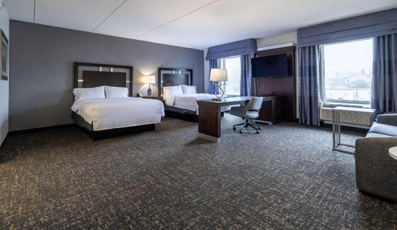 Queen Studio Suite with Two Queen Beds - Non-Smoking image 1