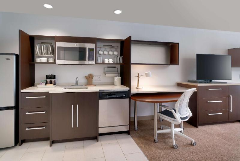 King Studio Suite - Non-Smoking image 4