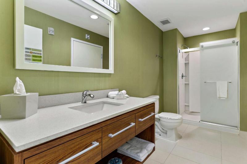 King Studio Suite - Hearing Accessible/Non-Smoking image 4