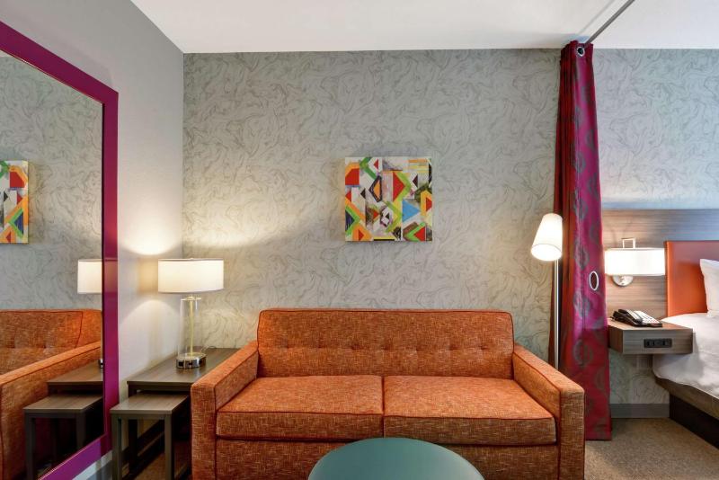 King Studio Suite - Non-Smoking image 3