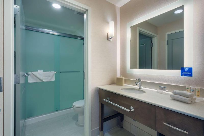 King Suite with Sofa Bed image 2