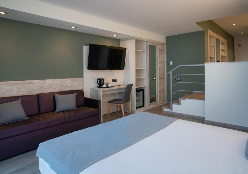 Family Superior Room (2 Adults) image 1