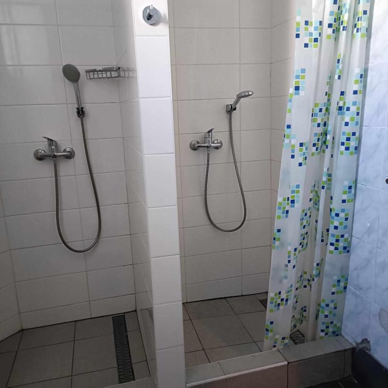 Twin Room image 1
