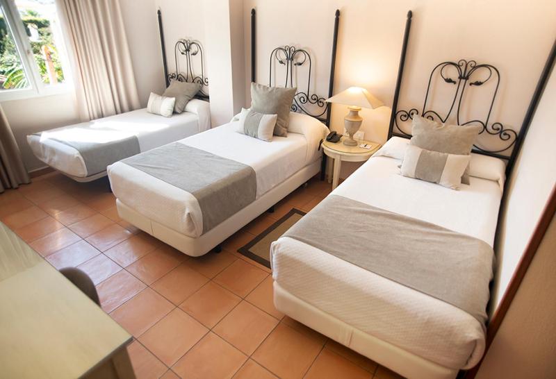 Triple Room image 1