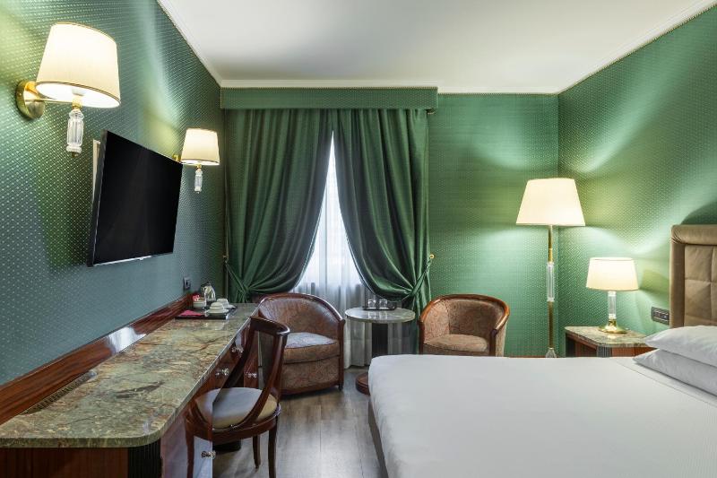 Classic Double Room image 1
