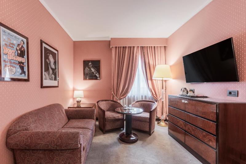 Junior Suite image 1