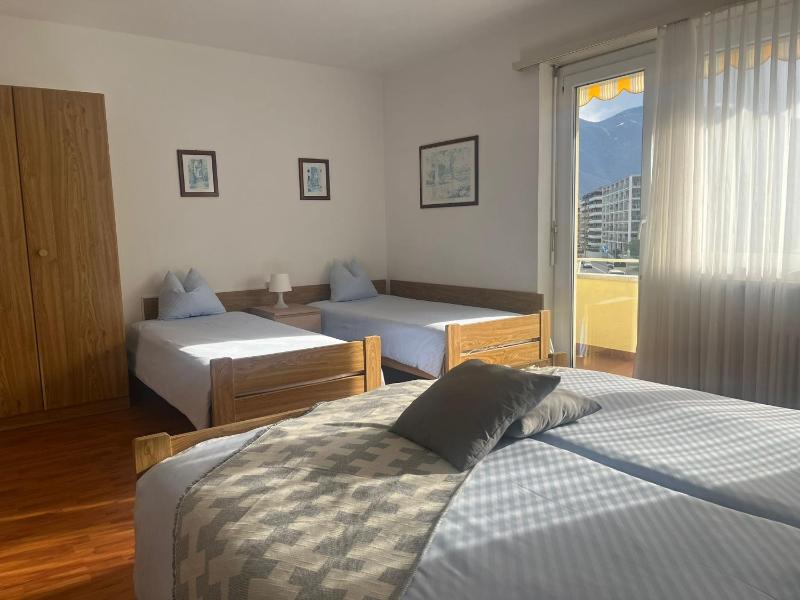 Quadruple Room with Balcony image 2