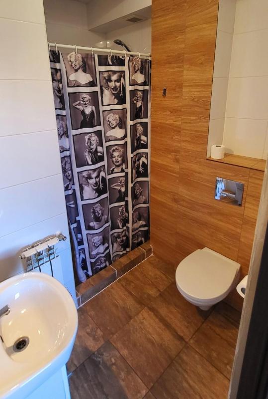 Double Room image 4