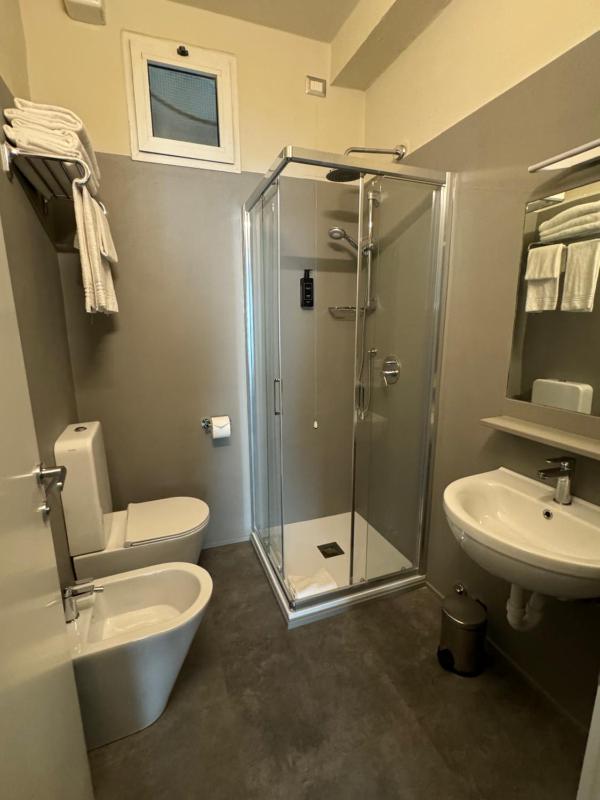 Triple Room image 2