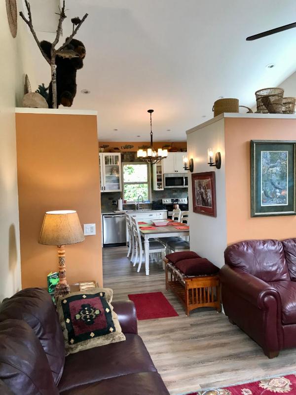 Two-Bedroom House image 4