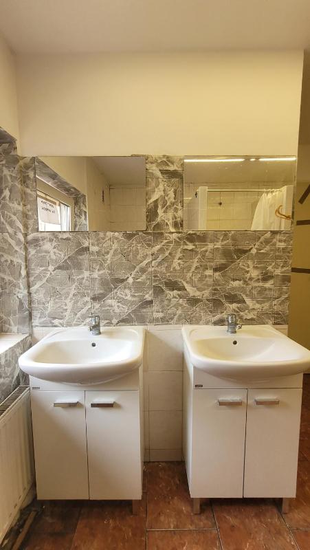 4-Bed Mixed Dormitory Room image 2