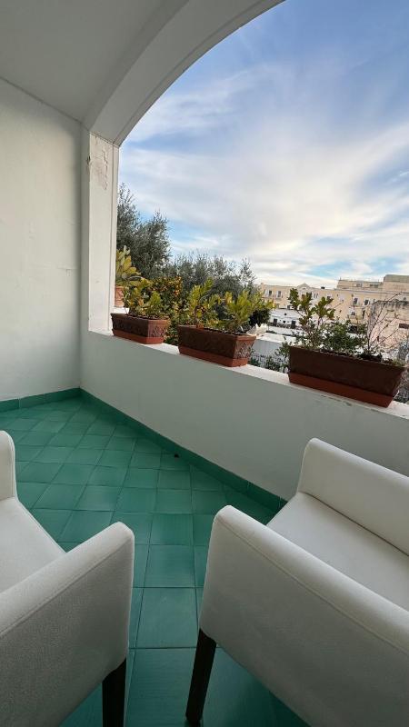 Large Double Room image 1