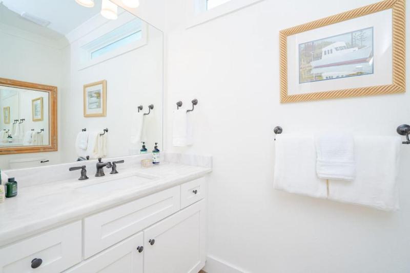 Casa Bella - Luxury Experience - Amenities Galore - image 9