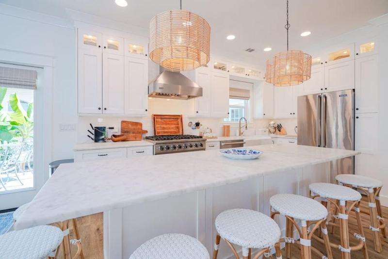 Casa Bella - Luxury Experience - Amenities Galore - image 4
