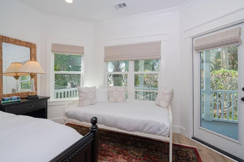 Casa Bella - Luxury Experience - Amenities Galore - image 6