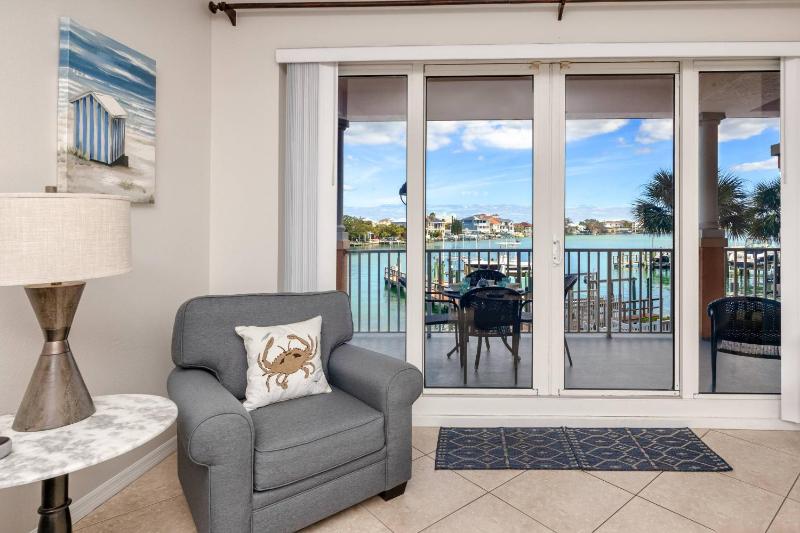 200 Harborview Grande - image 16