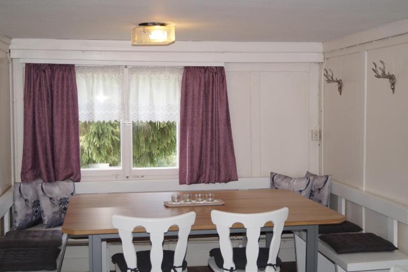Apartment with Mountain View image 2