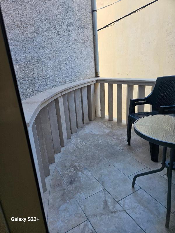 Apartments by the sea Makarska - 21425 - image 6