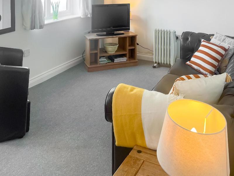 Oaktree Cottage Images