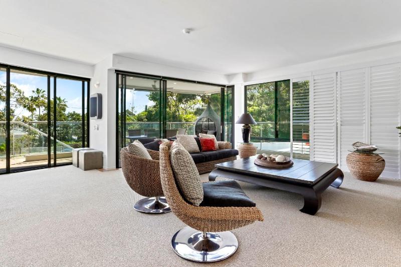 Laidback luxury living Noosa Heads - image 11