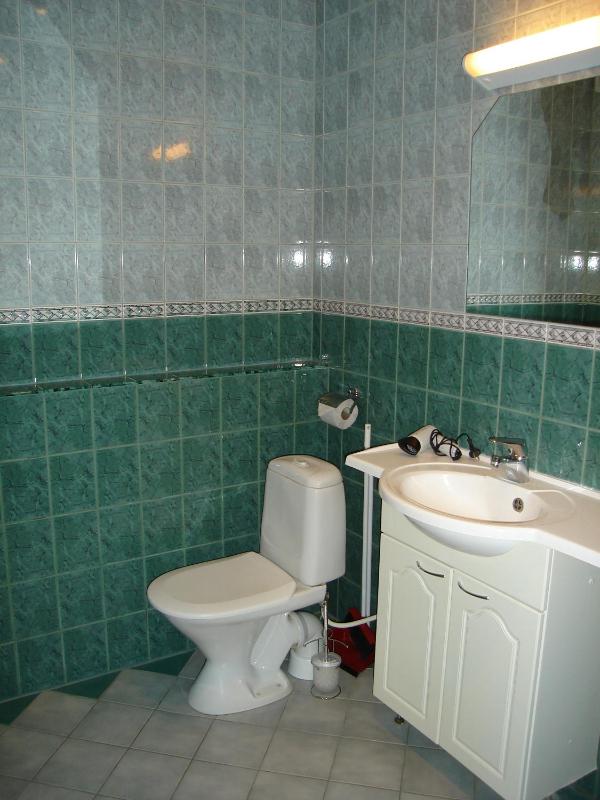 Apartment (3 Adults) image 3