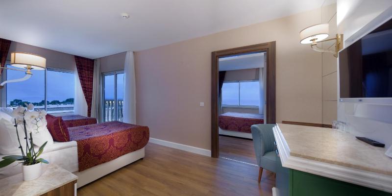 Family Room image 1