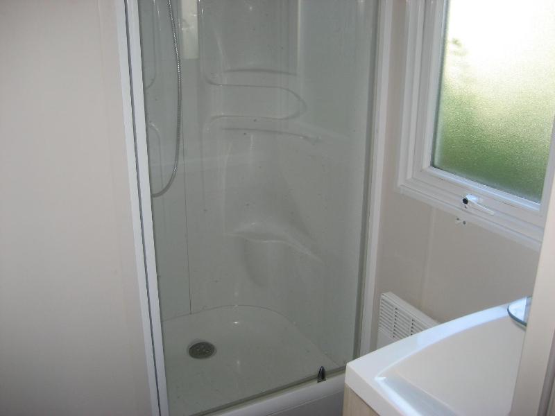 Three-Bedroom Mobile Home image 2