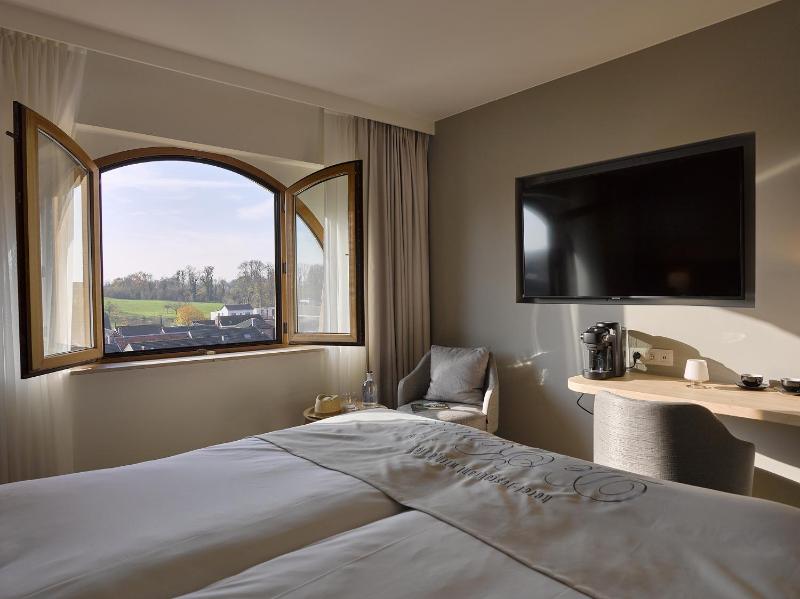 Special Offer - Double or Twin Room image 1
