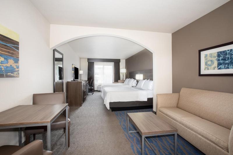 Queen Suite with Two Queen Beds and Sofa Bed image 1