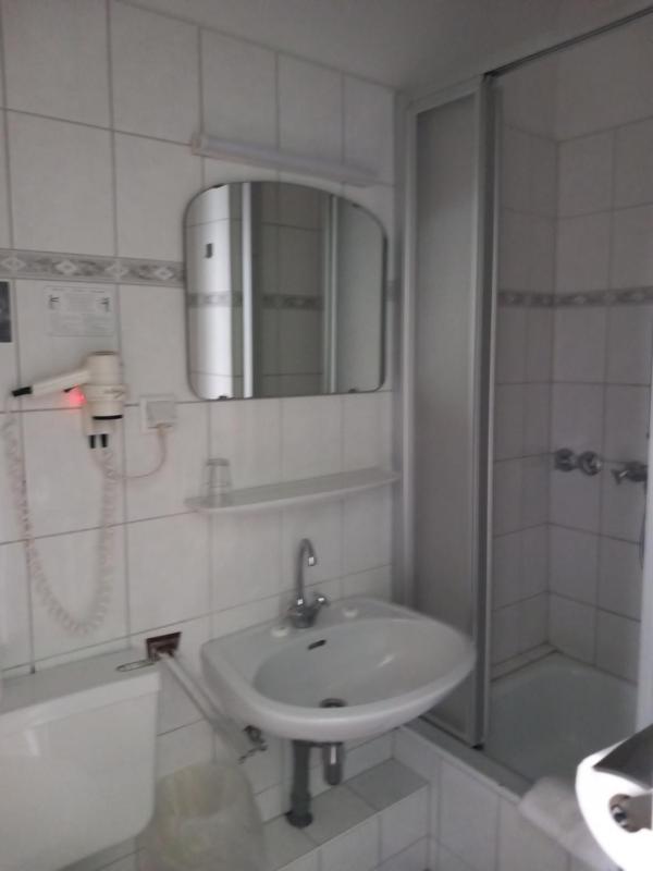 Hotel Karolinger - Self Check-In - image 9