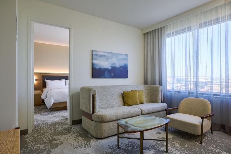 Junior Suite, 1 Bedroom Junior Suite, 1 King