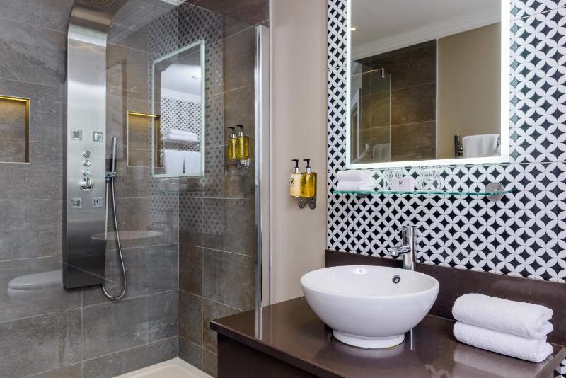 Deluxe Junior Suite image 1