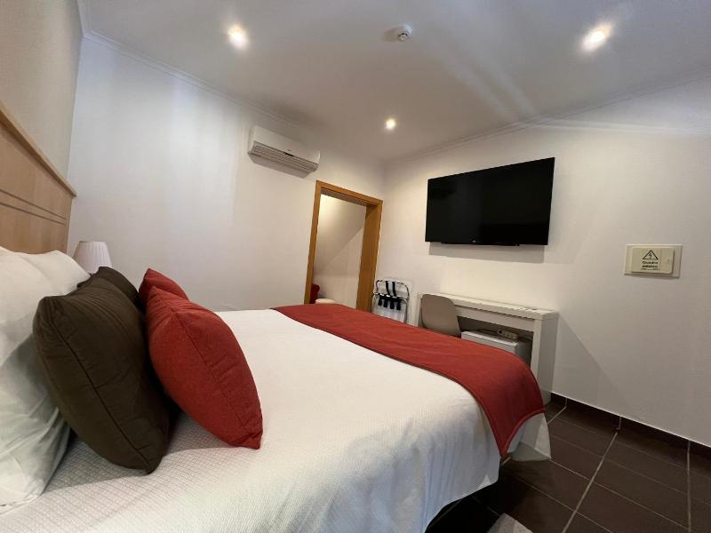 King Room image 2