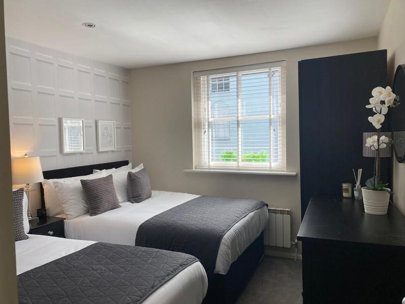 The Hamptons by Brighton Holiday Lets - image 9