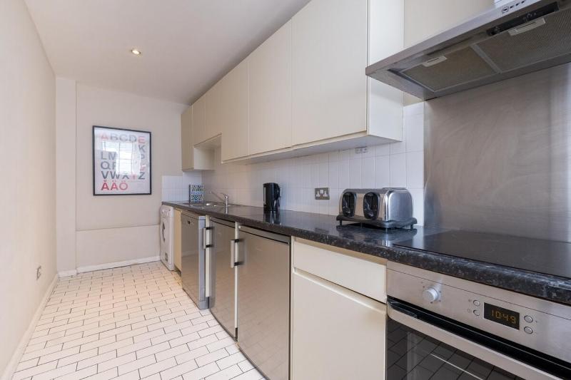 The Hamptons by Brighton Holiday Lets - image 24