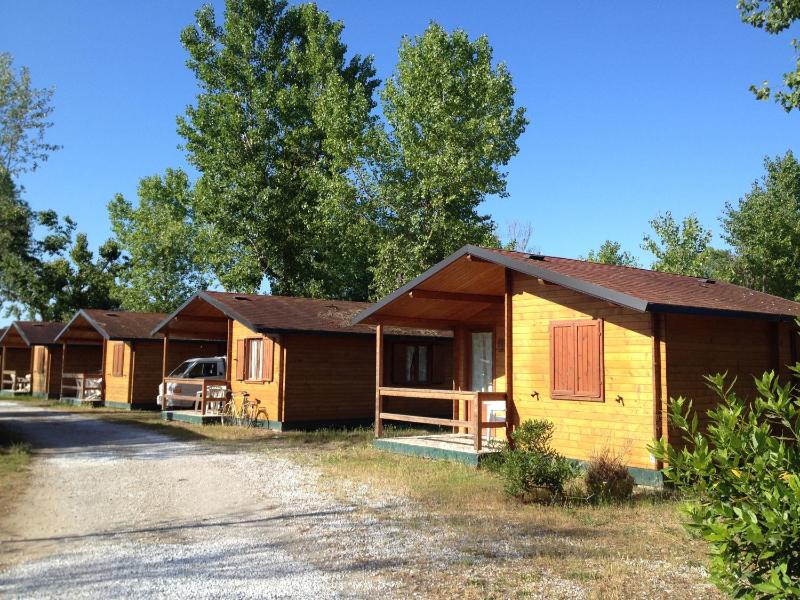 Two-Bedroom Bungalow (5 Adults) image 2
