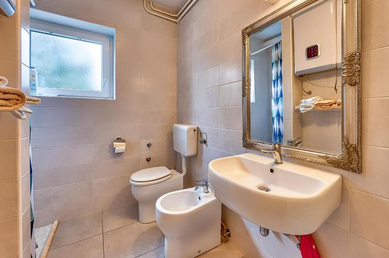 Apartment with Sea View and Terrace with Private Entrance image 4