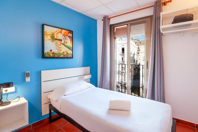 Single Room with Balcony image 1