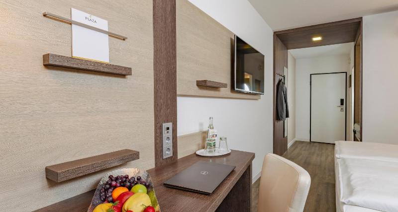 Superior Double Room image 3