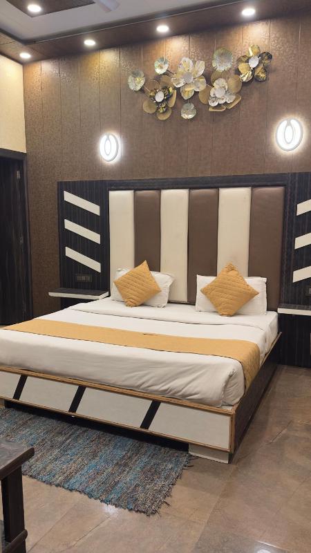 Hotel PardesiHar ki pauri Road Haridwar - image 8