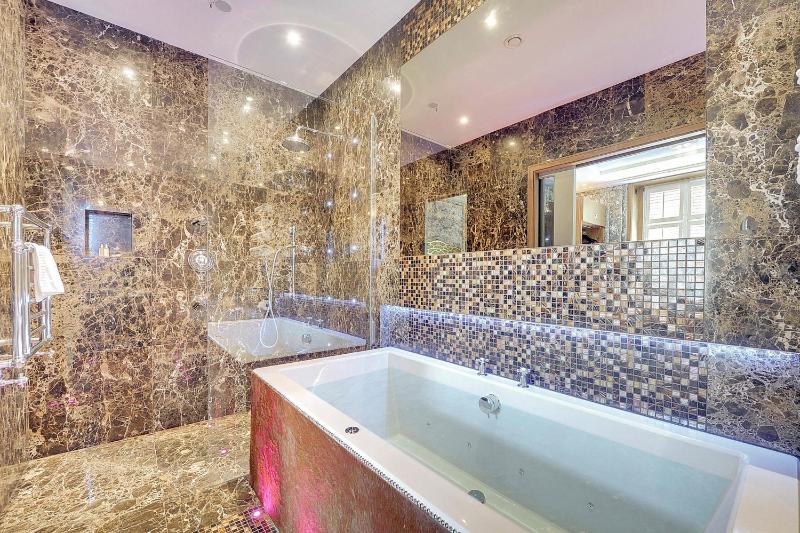 Mała Anglia Deluxe Rooms & SPA - image 6